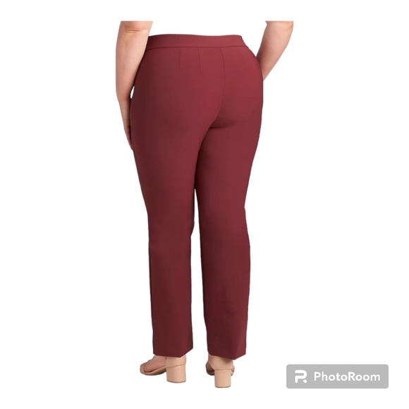 Lane Bryant Petite Plus Size Straight Leg Pull-On Pant w/ Zipper Pockets - 20p - Picture 2 of 12